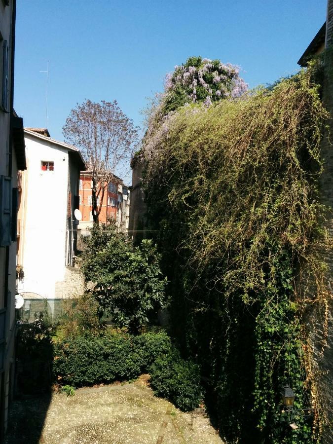 Honey House Parma Apartment Exterior foto